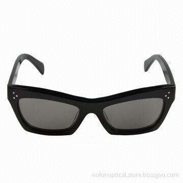 Fashionable Shiny Black Sunglasses for Cool Girl